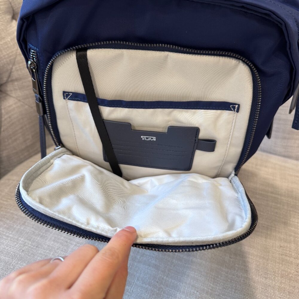 Tumi women’s Voyageur Halsey Ocean Blue Backpack - Picture 3 of 7